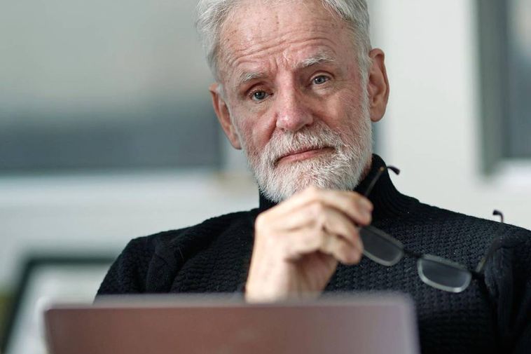 Risk comes from older fathers, not mothers