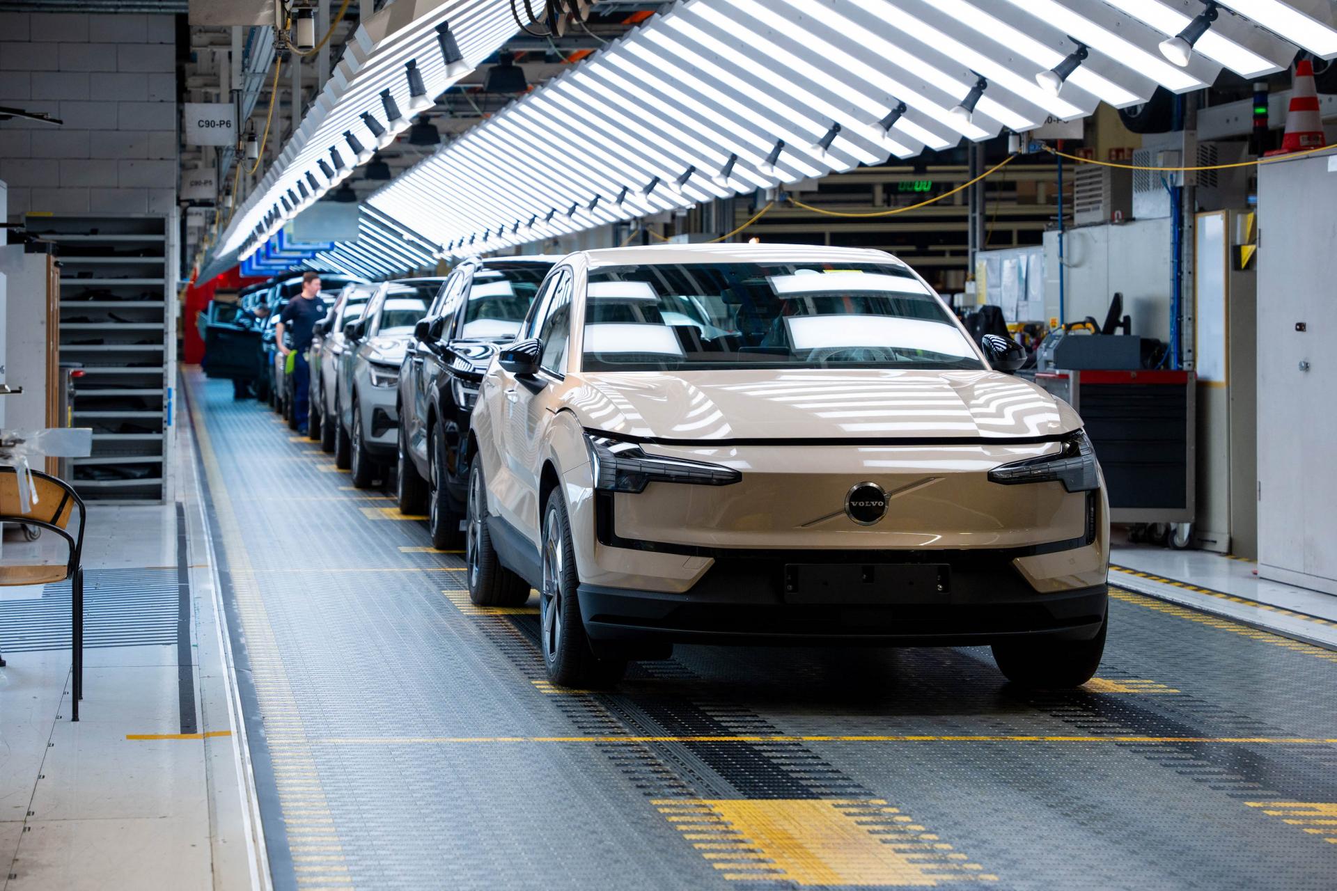 Europeisk produksjon av Volvo EX30 i gang