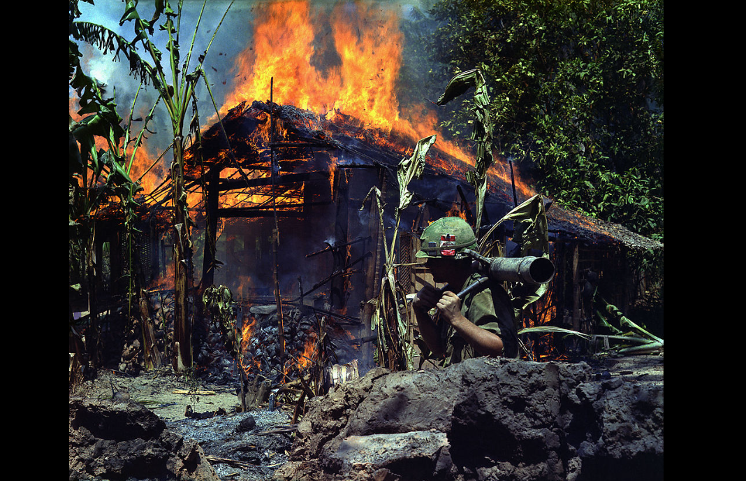 9 mindeværdige film og en TV-serie om Vietnam-krigen 50 år efter