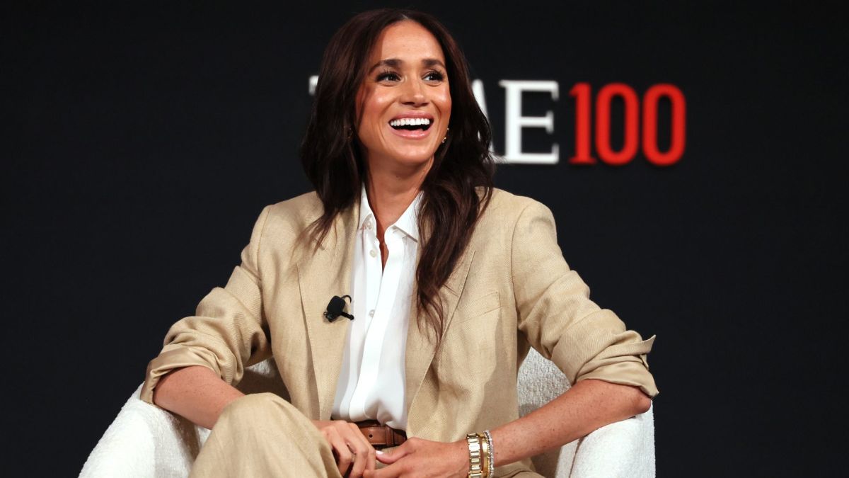 Meghan Markle Wore a Thing: Spring-Appropriate Ralph Lauren Suit Edition
