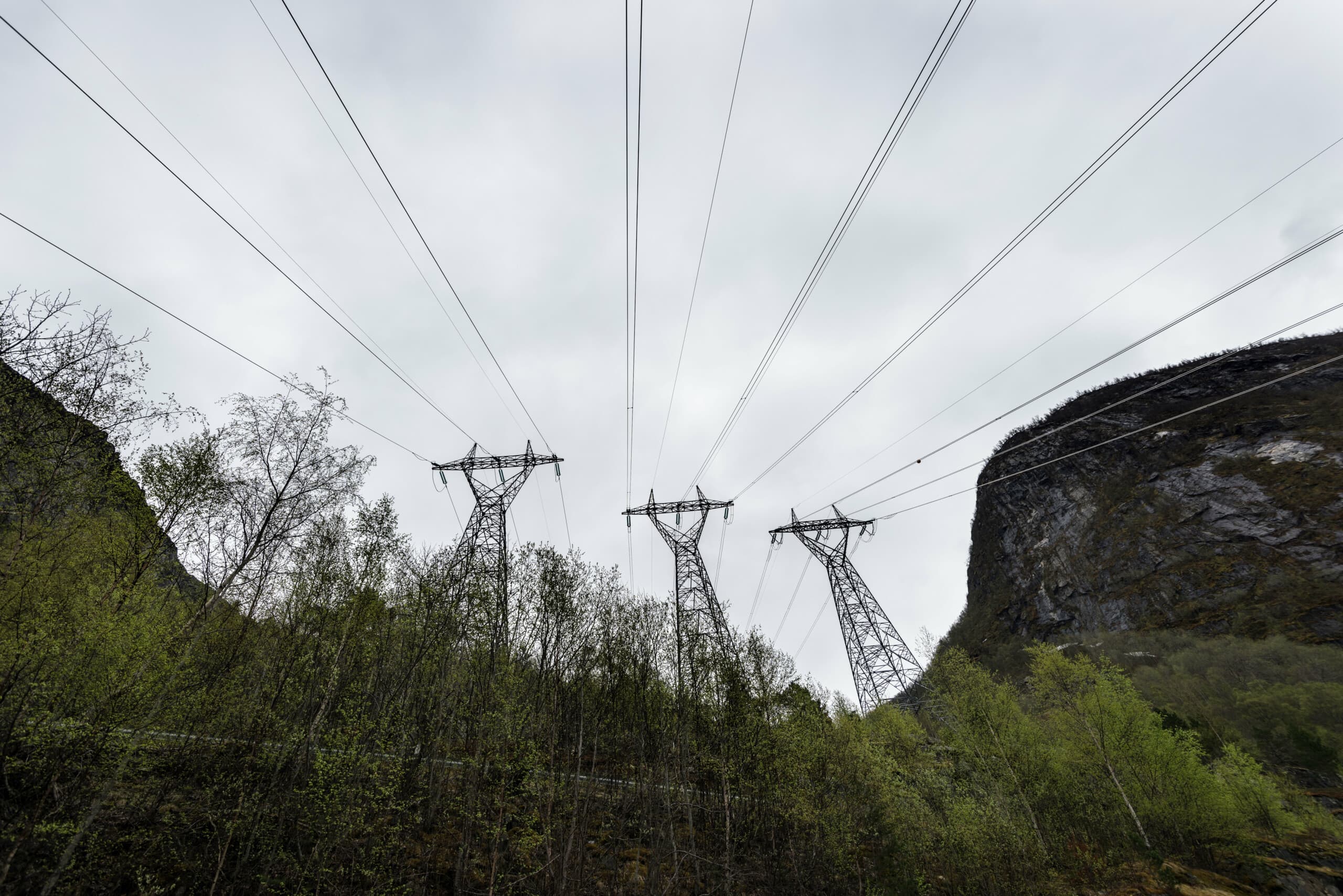 Tekno-optimisme møter kraftkø og lokal motstand i Norge