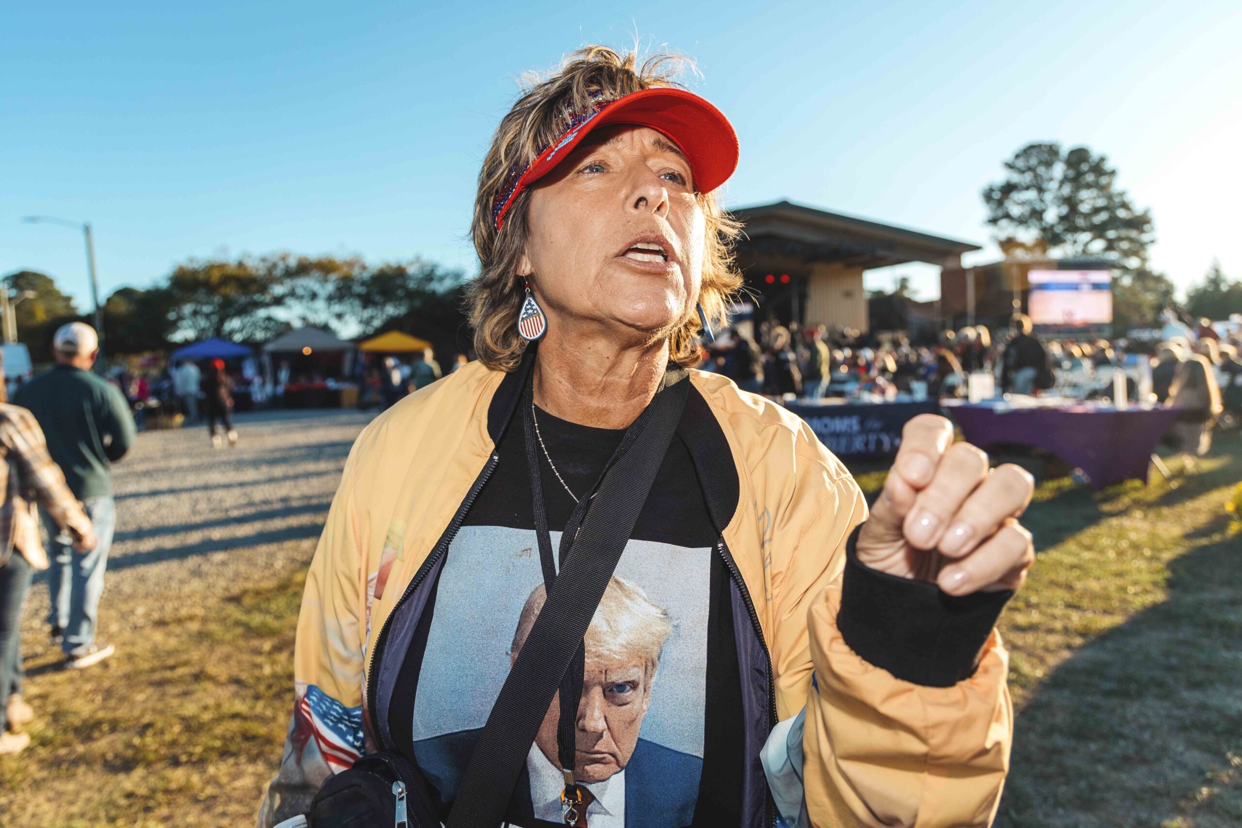 – Vi har blitt løyet til: På religiøs MAGA-festival blir Trump-tilhengere tilbudt en alternativ virkelighet