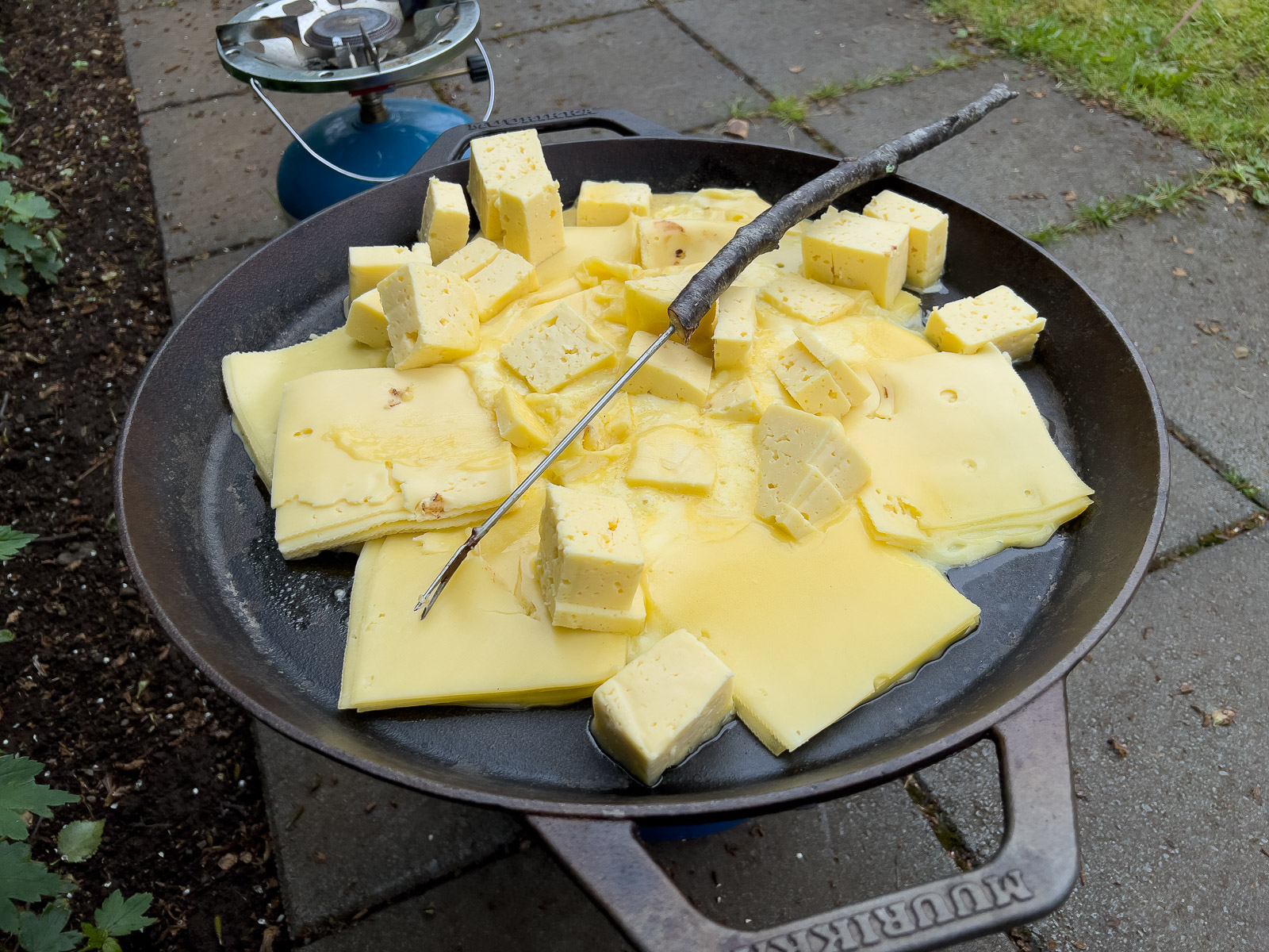 Tariff On Imported Pizza Cheese Upheld By Reykjavík District Court