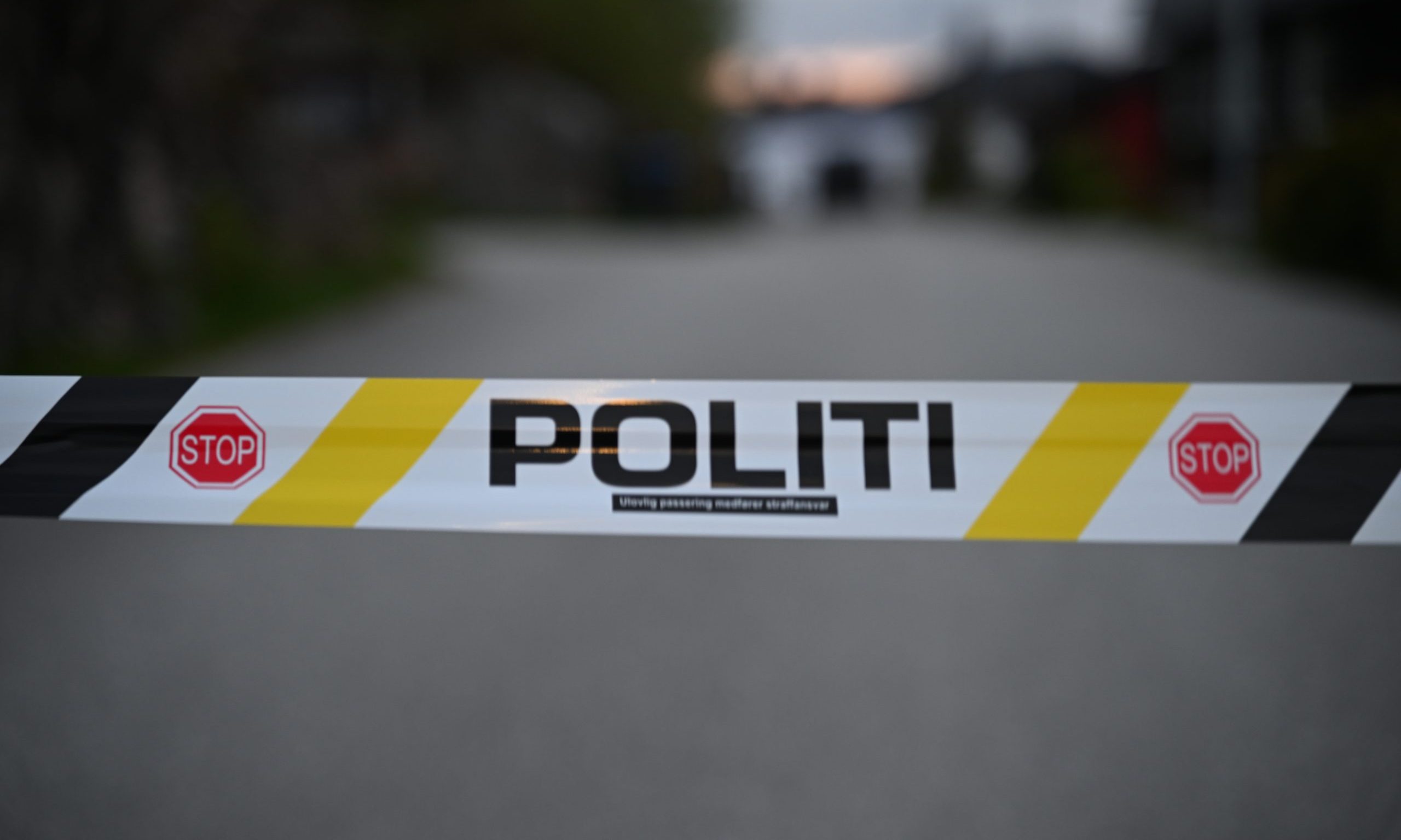 Tre siktet etter funn av død person i Hamar