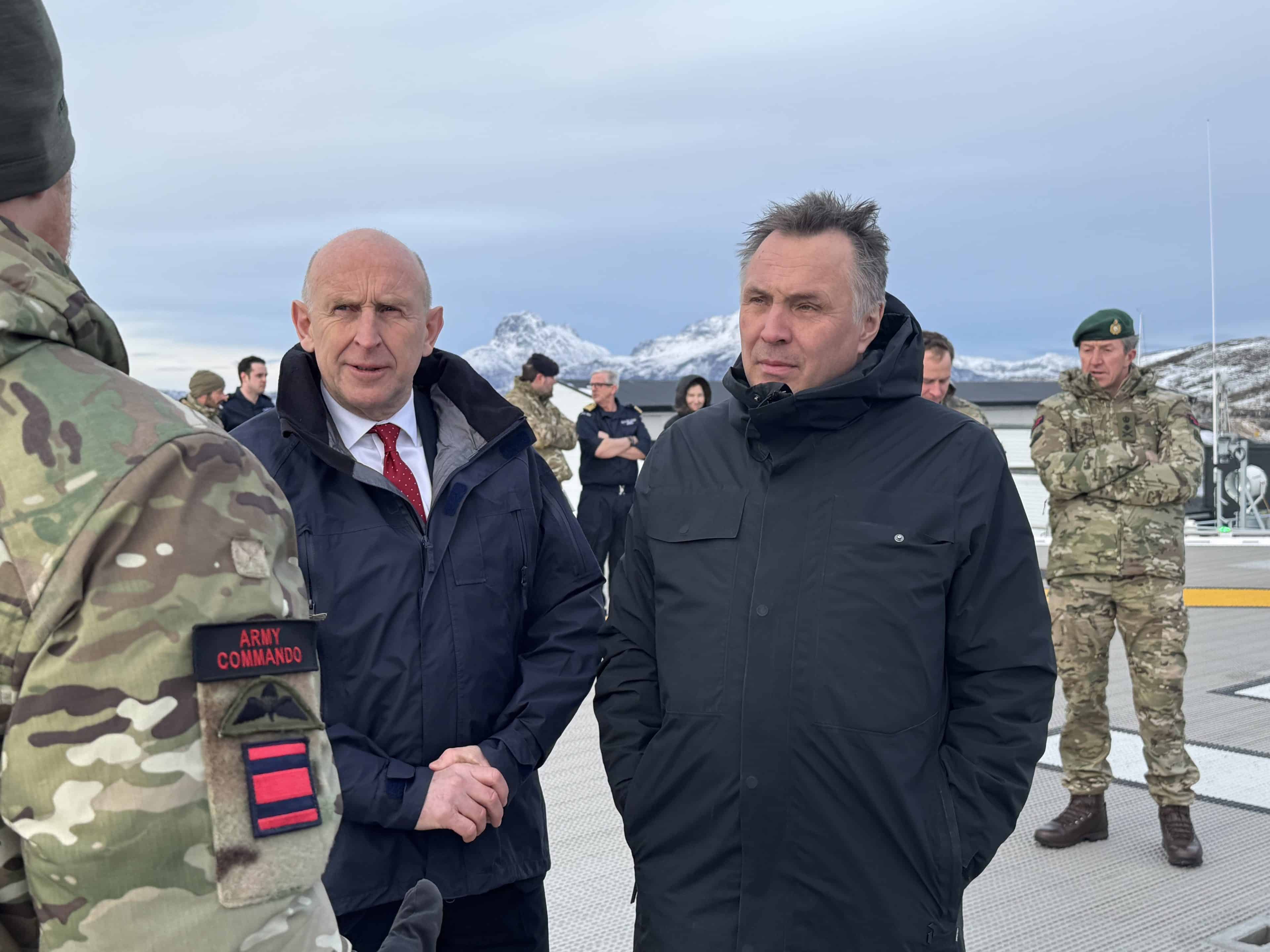 Norge styrker båndene til Storbritannia med ny forsvarsavtale