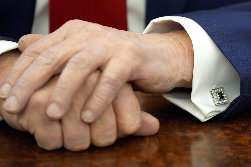 Trump beordrer fjerne «anti-amerikansk ideologi» og gjenopprette monumenter