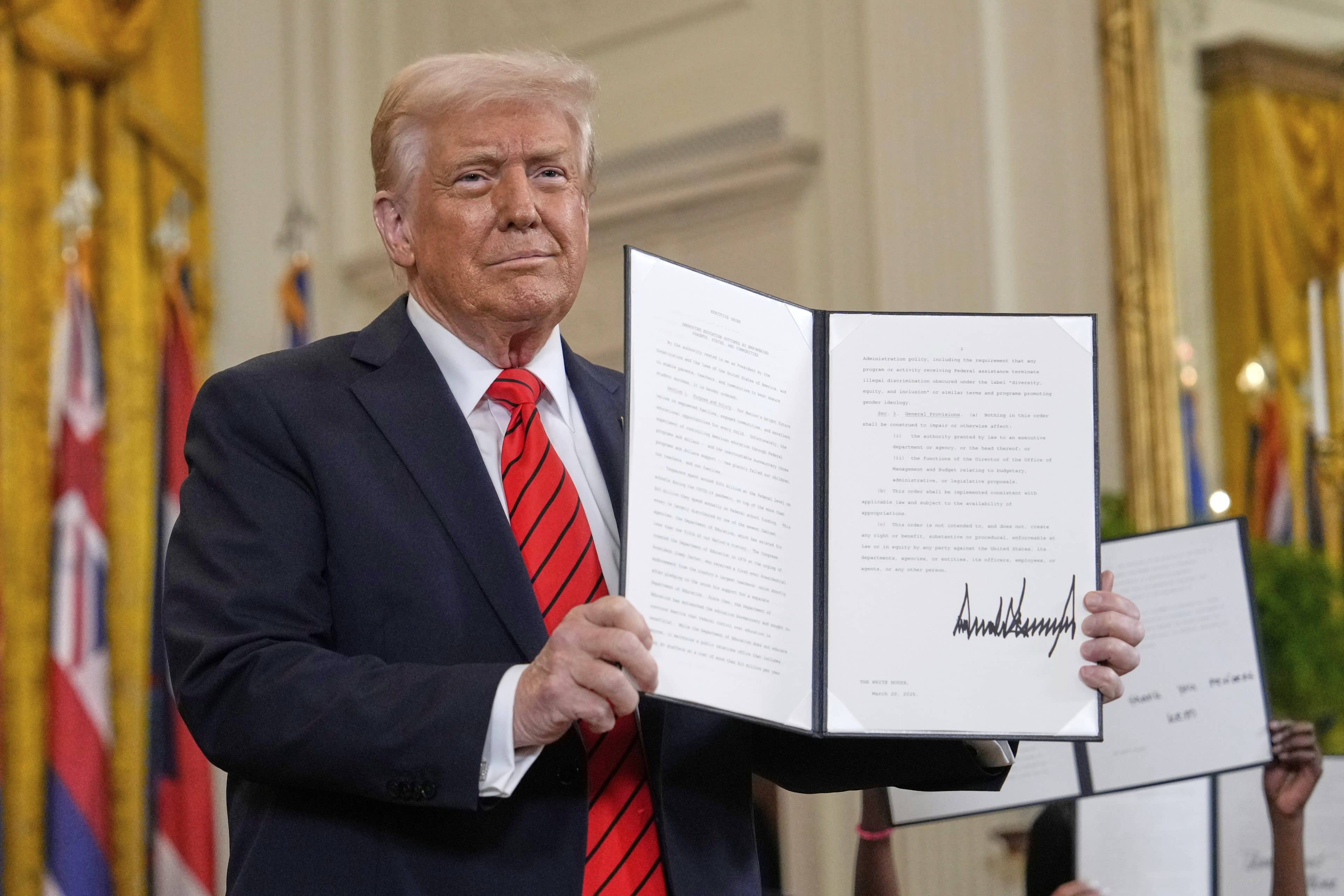 Kina fyrer tilbake mot Trump: – Vi vil kjempe til det siste