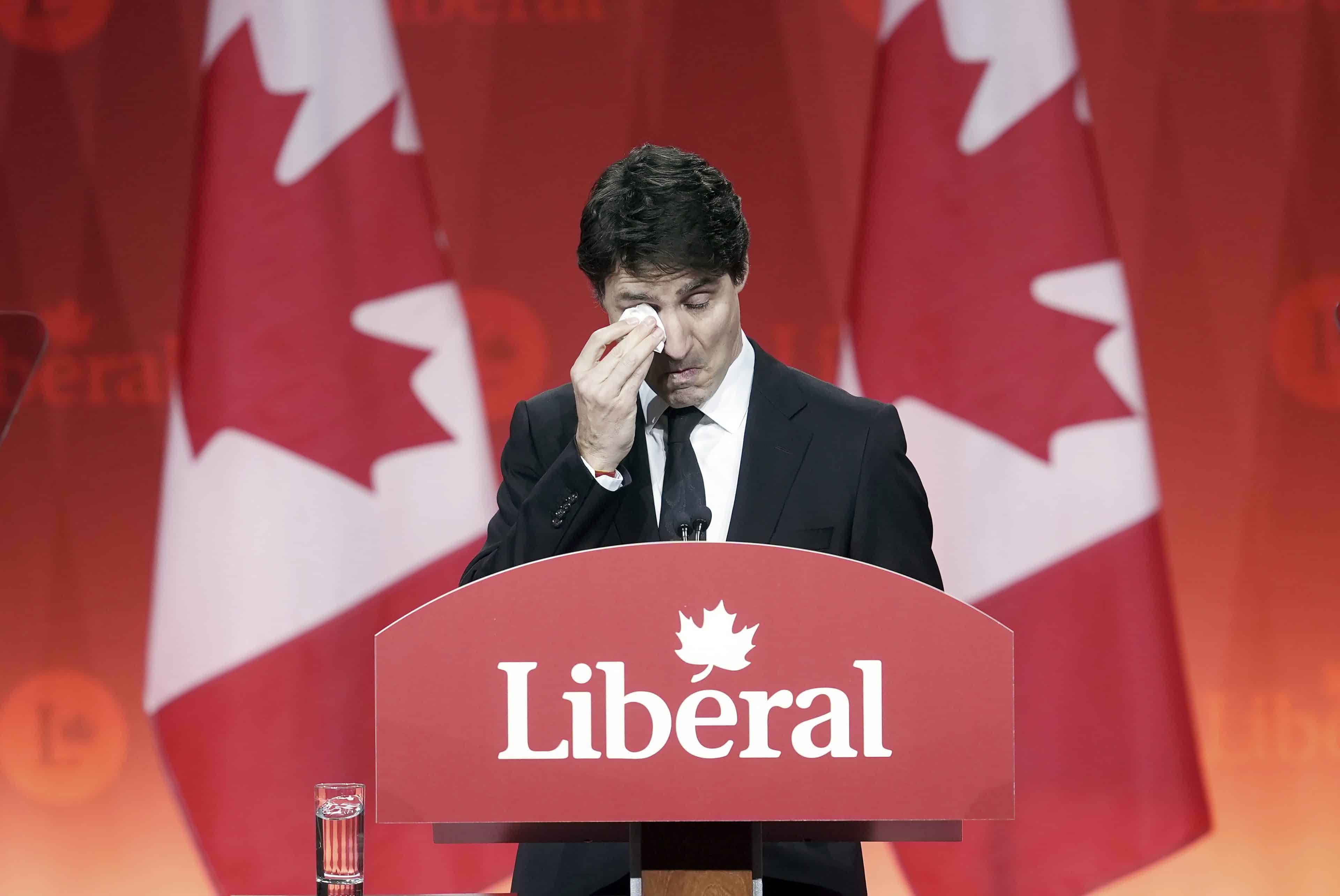 Trudeau gråter og kommer med et siste stikk til Trump – etterfølgeren fortsetter ordkrigen