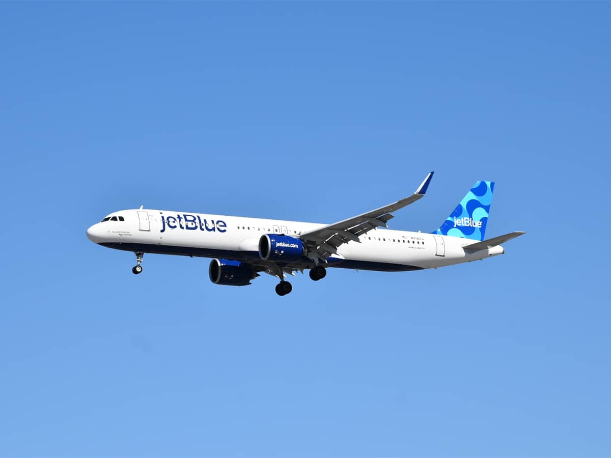 Former California Highway Patrol Captain Charged With Abusive Sexual Contact With Flight Attendants on JetBlue Flight