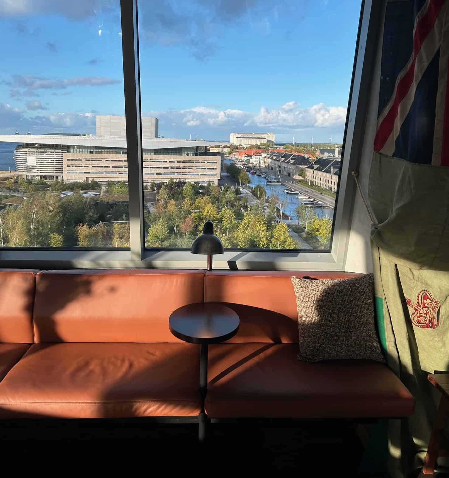 De Bedste Indendørs Rooftop Barer med Udsigt i København