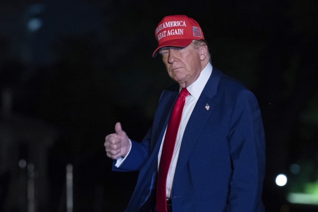 Trump Issues Bombshell Threat to the World – and It Involves Iran