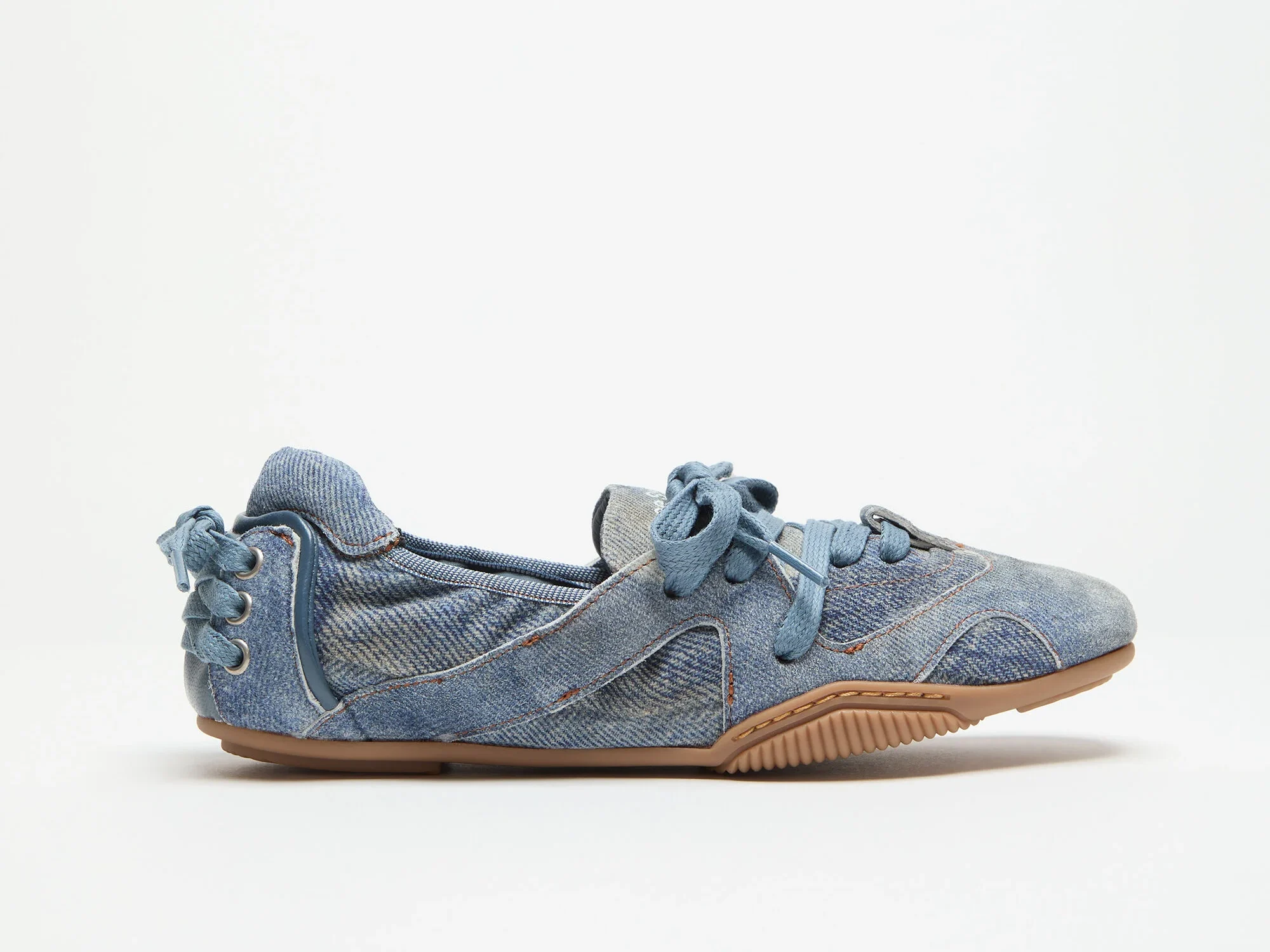 Vårens kuleste skotrend: 9 ballerina-sneakers vi ønsker oss nå