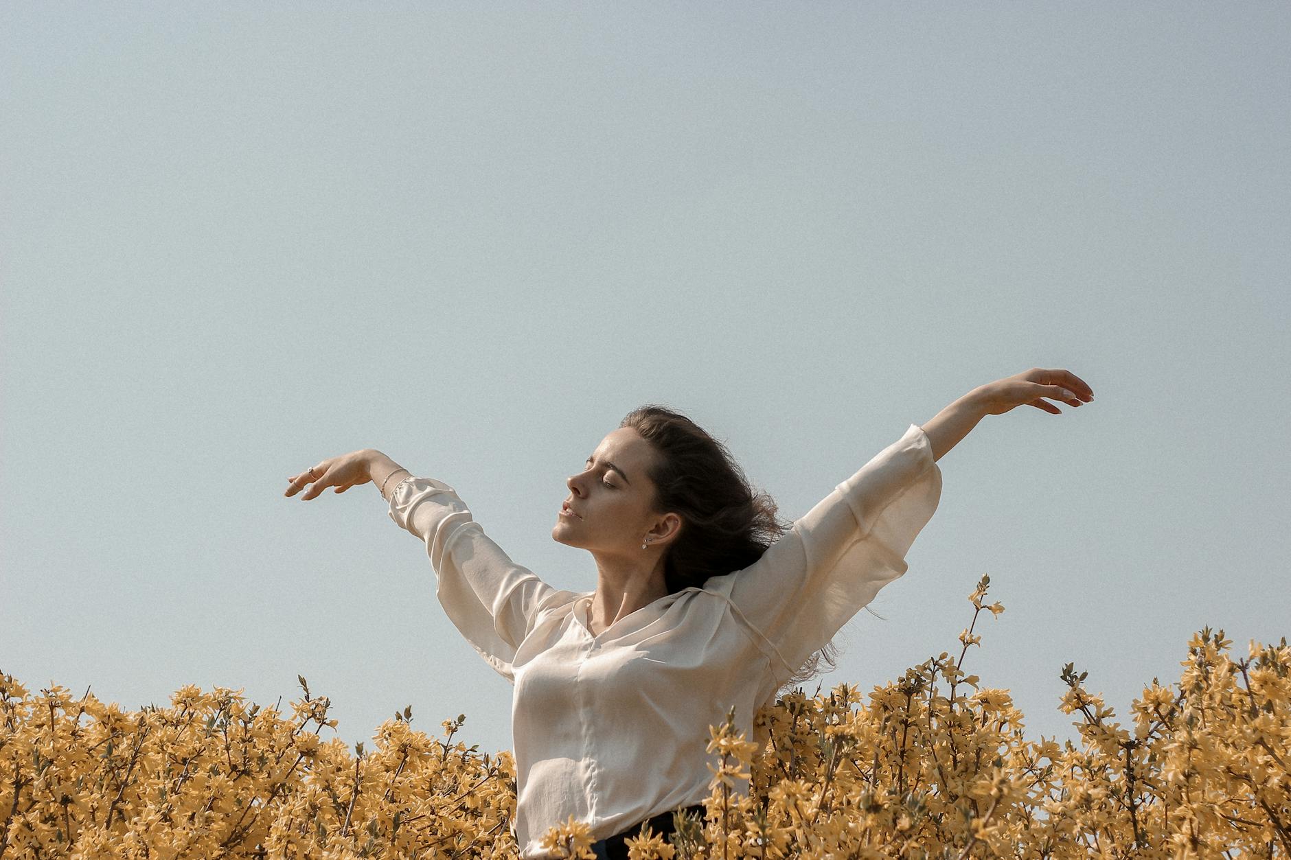 Five Elements to Elevate Your Life: Unlock the Power of Sleep, Sun, Breath, Cold and Fasting
