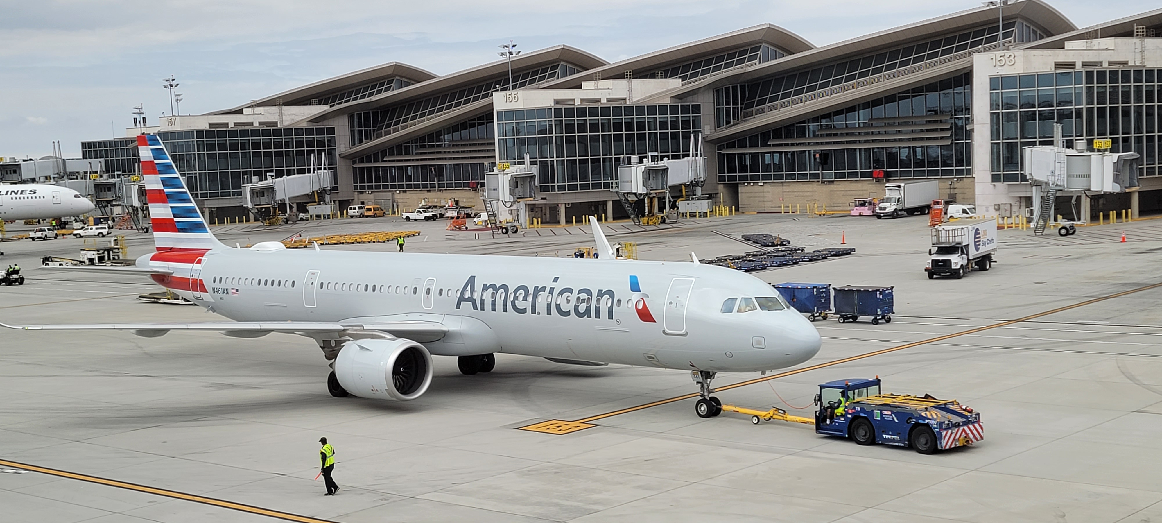 American Airlines Slashes Award Holds To 1 Day—Still The Only U.S. Airline Offering This Rare Perk