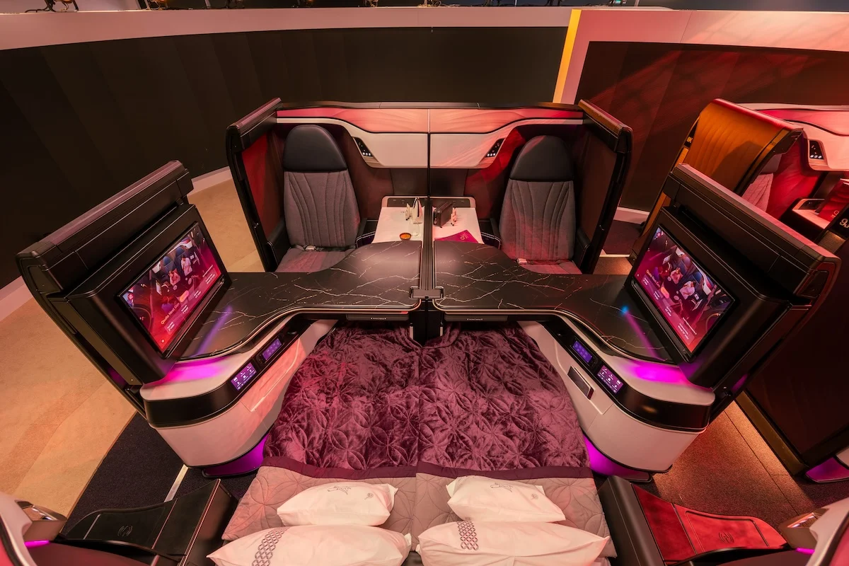 Cardless Quietly Ends Harsh One Card Rule—Qatar Lounge And Avianca Deals Back On The Table