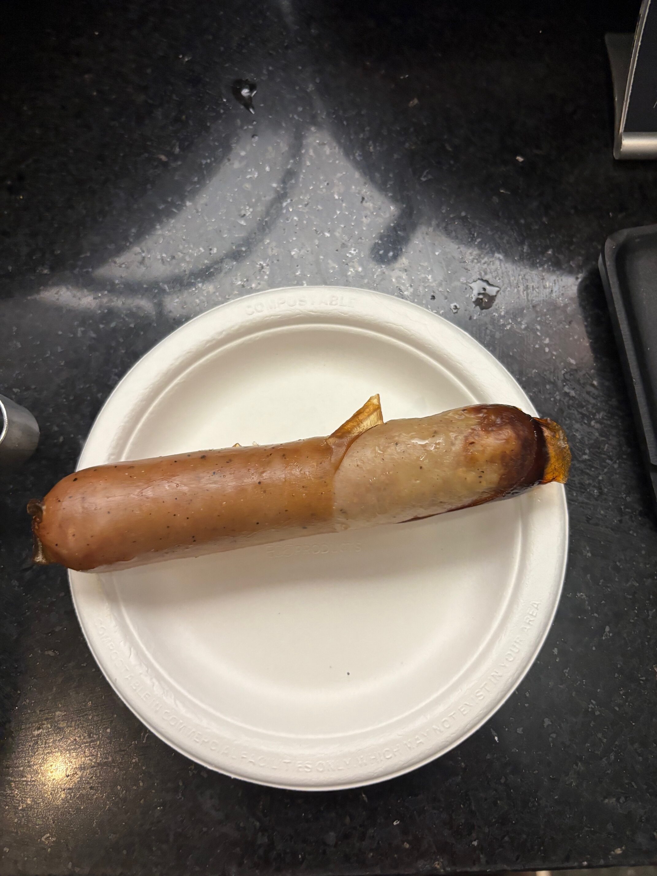 American Airlines Lounge Food ‘Upgrade’: Full-Size Brats, Tiny Plates, Big Mess