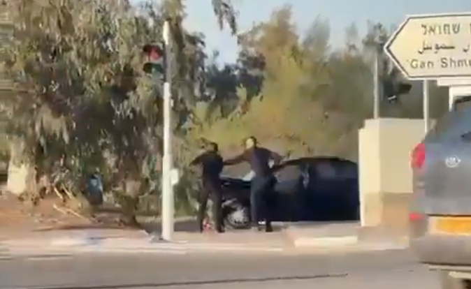 Terrorangrep i Israel – ofrene ble påkjørt og knivstukket