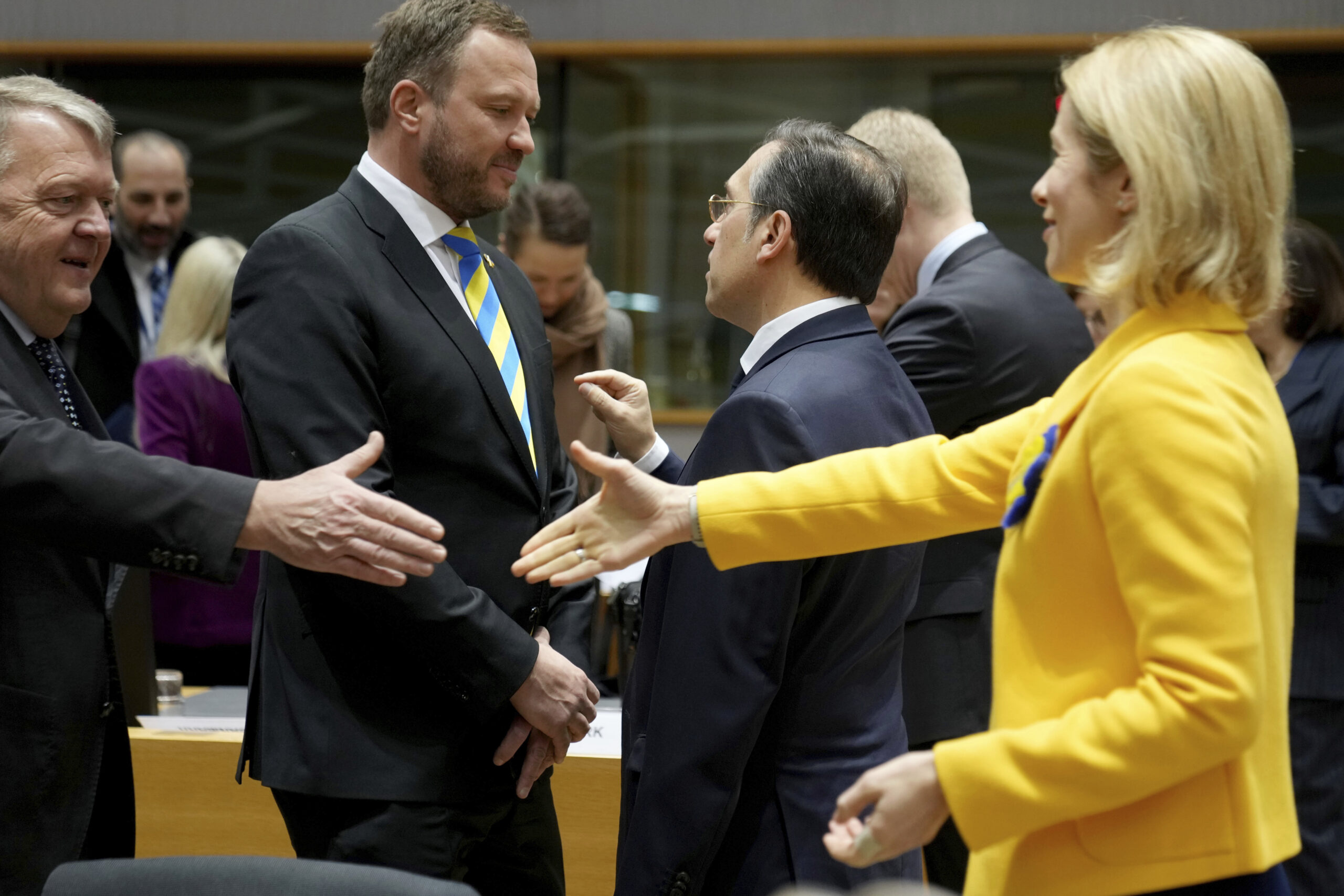 Kallas: EU diskuterer fredsstyrke til Ukraina