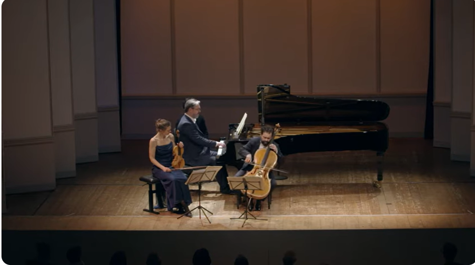 Interlude: Fauré – trio i d-moll