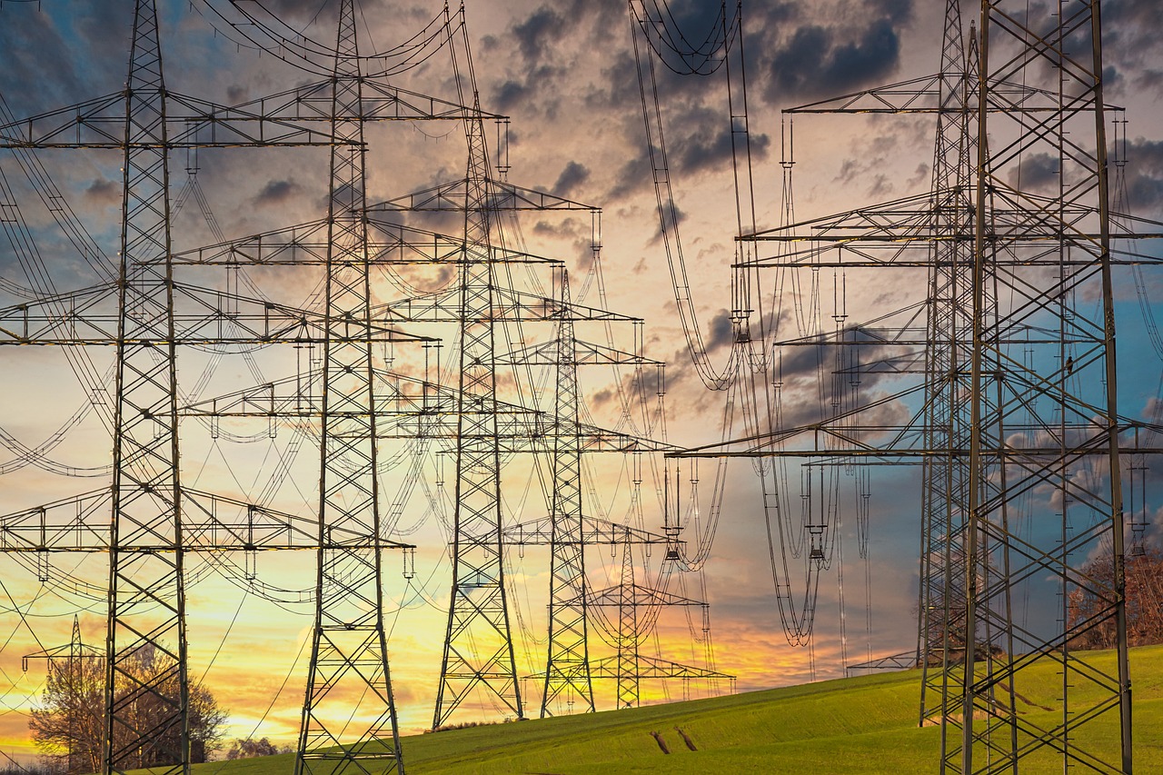 Overbelastet strømnett og energi-omlegging vil koste Nederland minst 195 milliarder euro