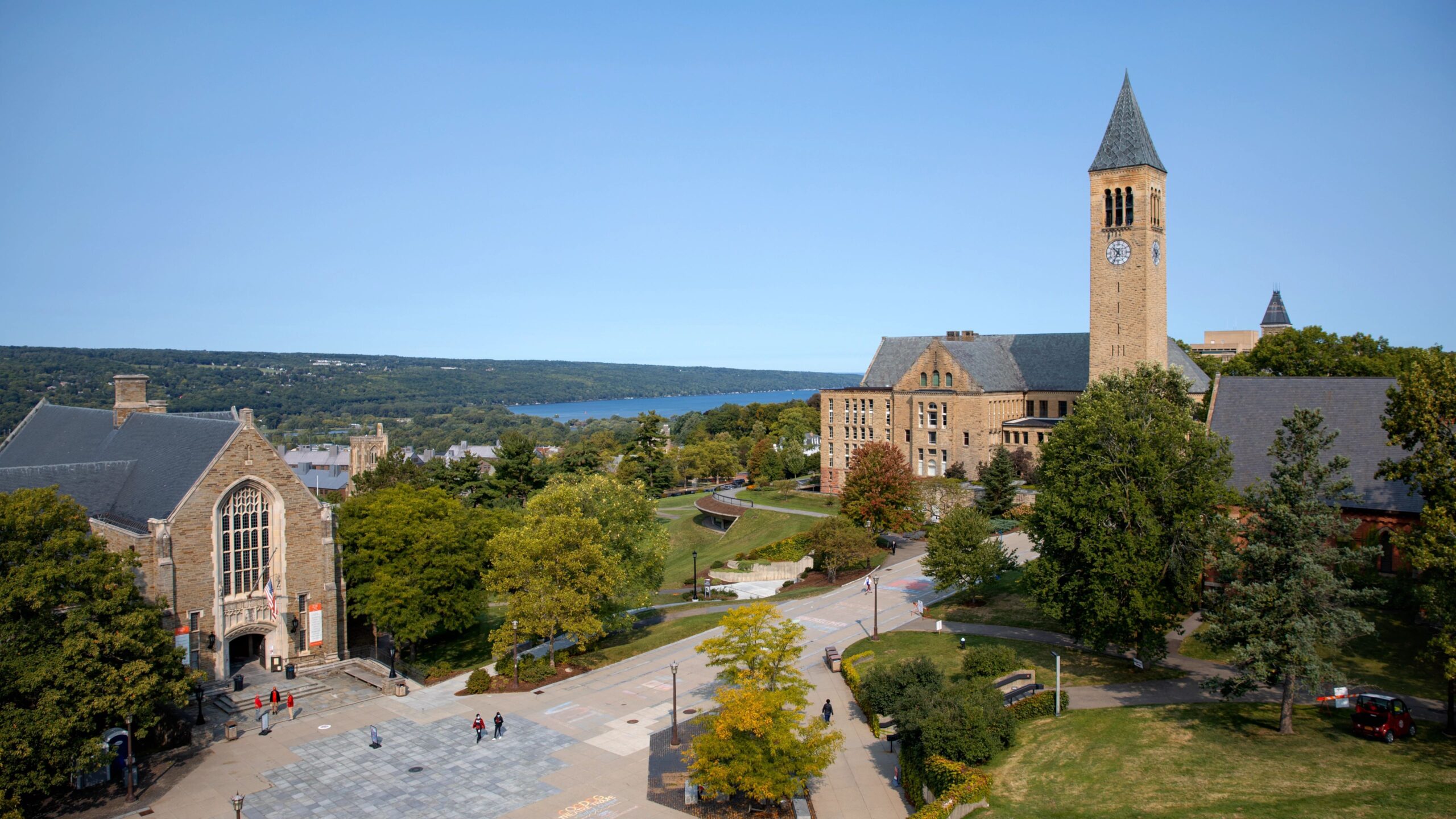 Trump-teamet fryser 1,8 milliarder dollar fra Cornell og universitetene
