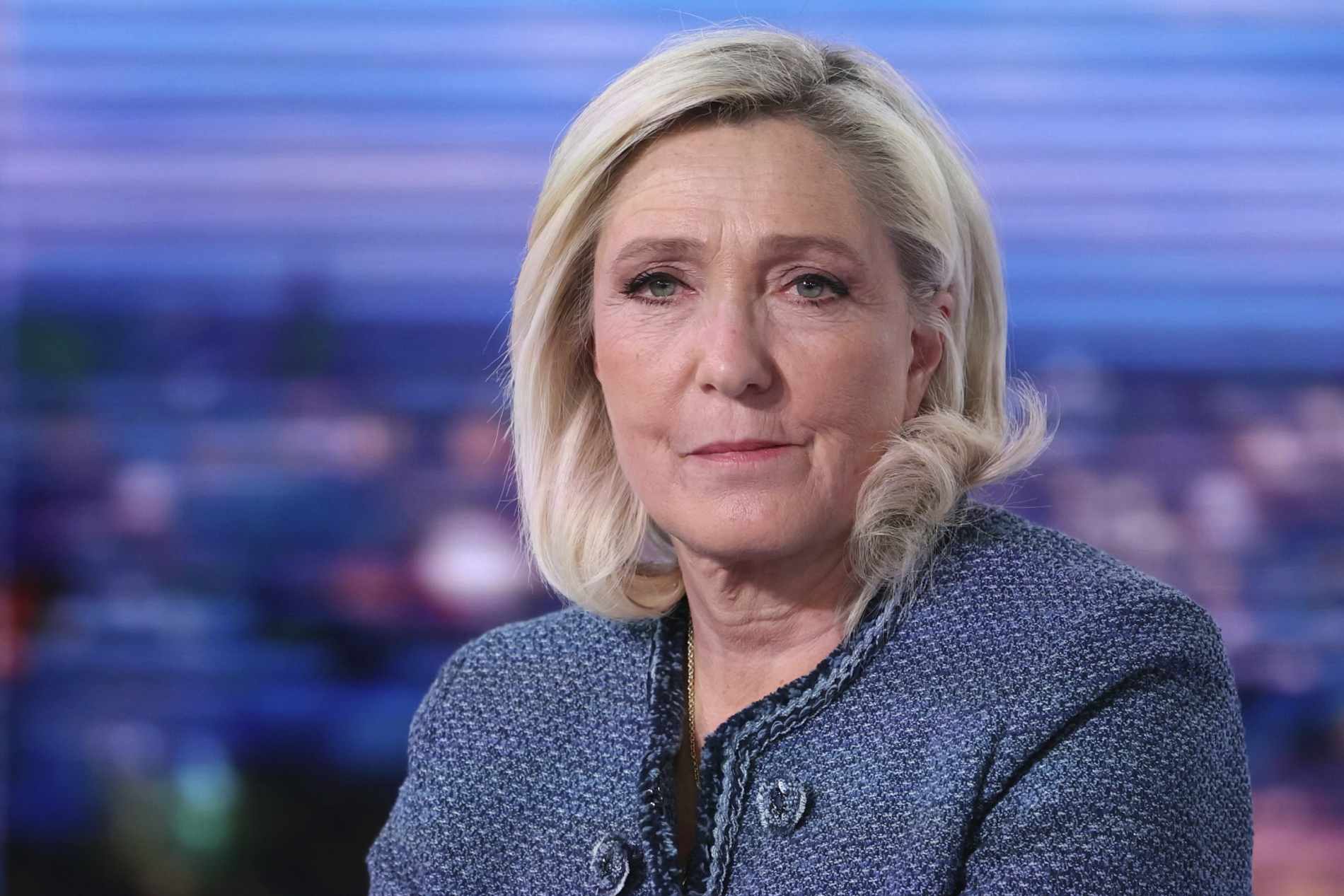 Håp i hengende snøre for Marine Le Pen