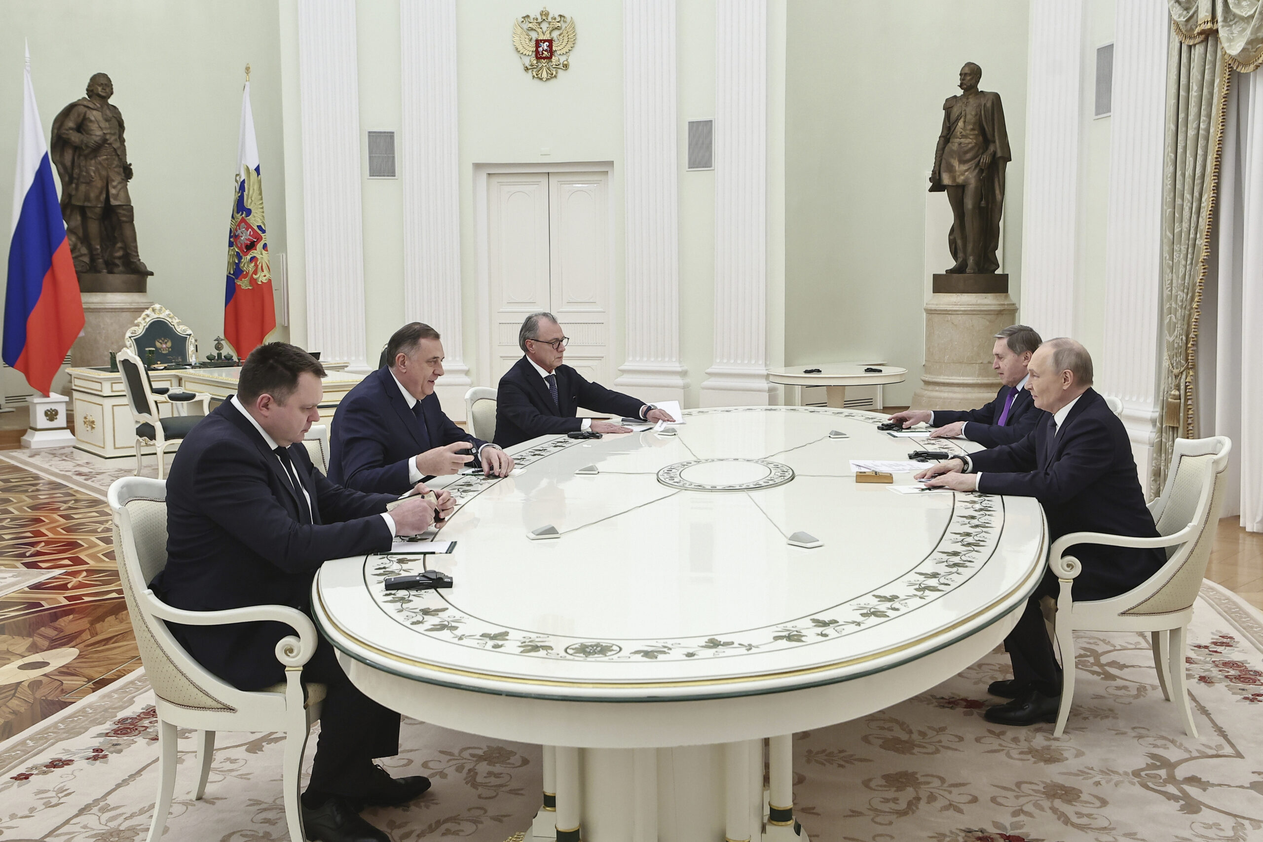 Milorad Dodik er i Moskva