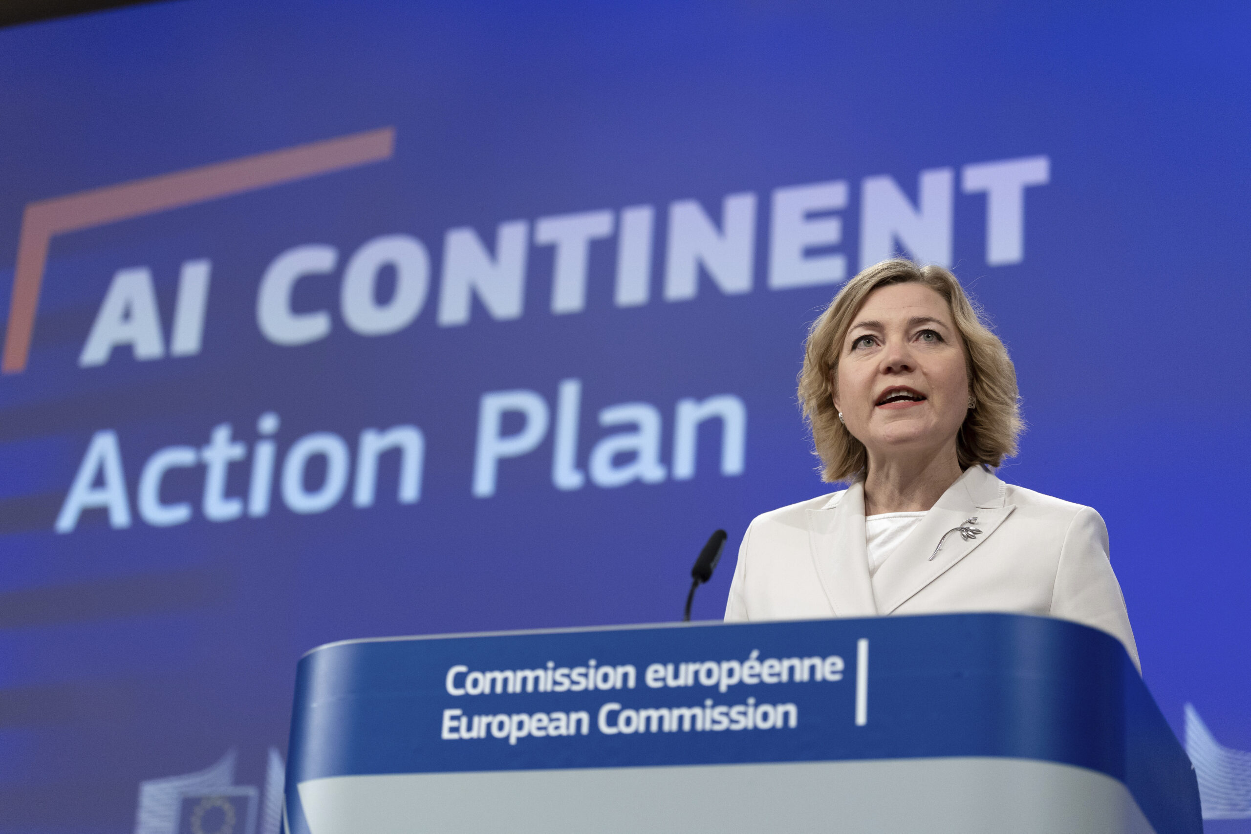 EU-kommisjonen vil satse på KI og bygge flere gigafabrikker