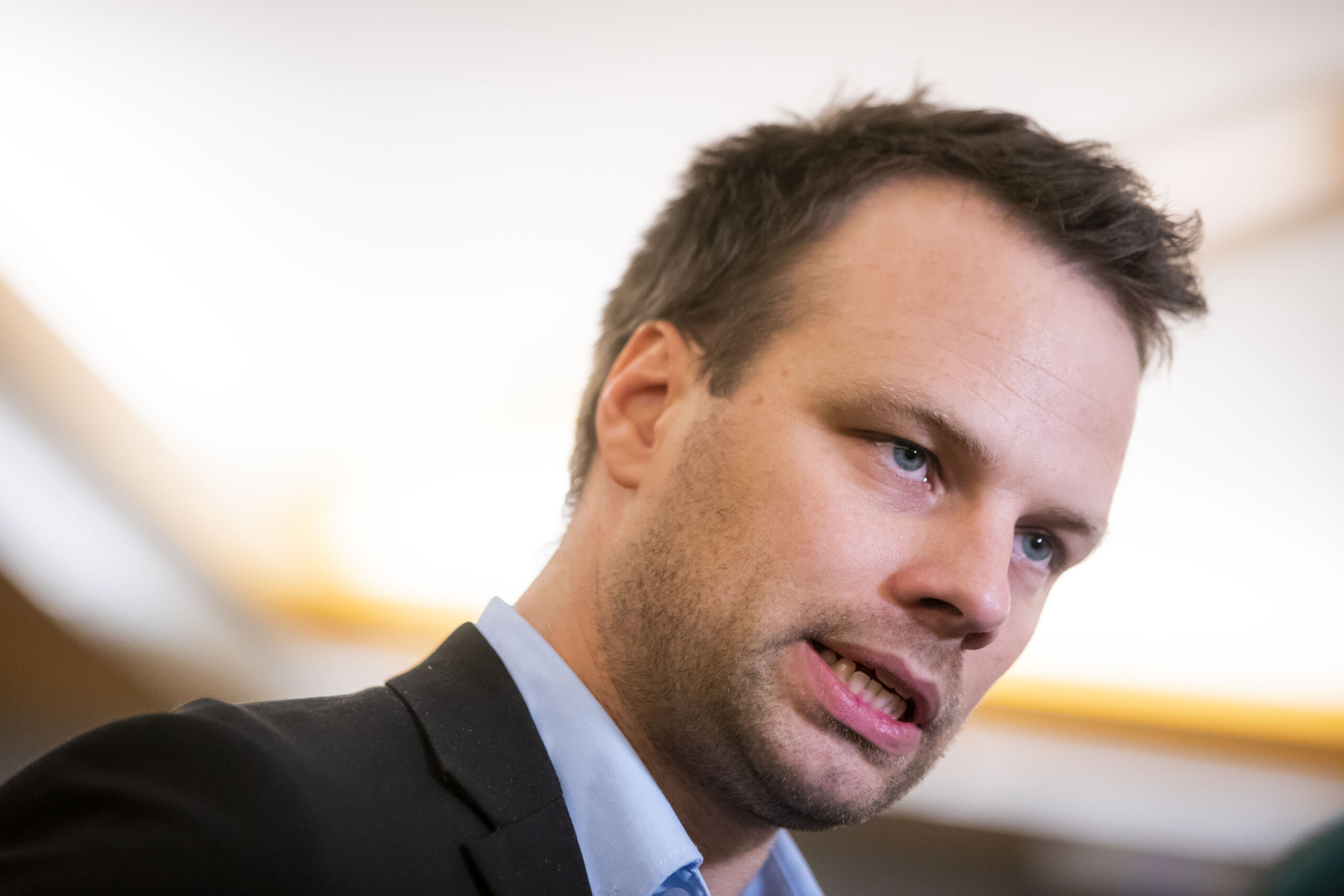 FrPs Jon Helgheim tar et oppgjør med Trump – beklager til Fredrik Græsvik