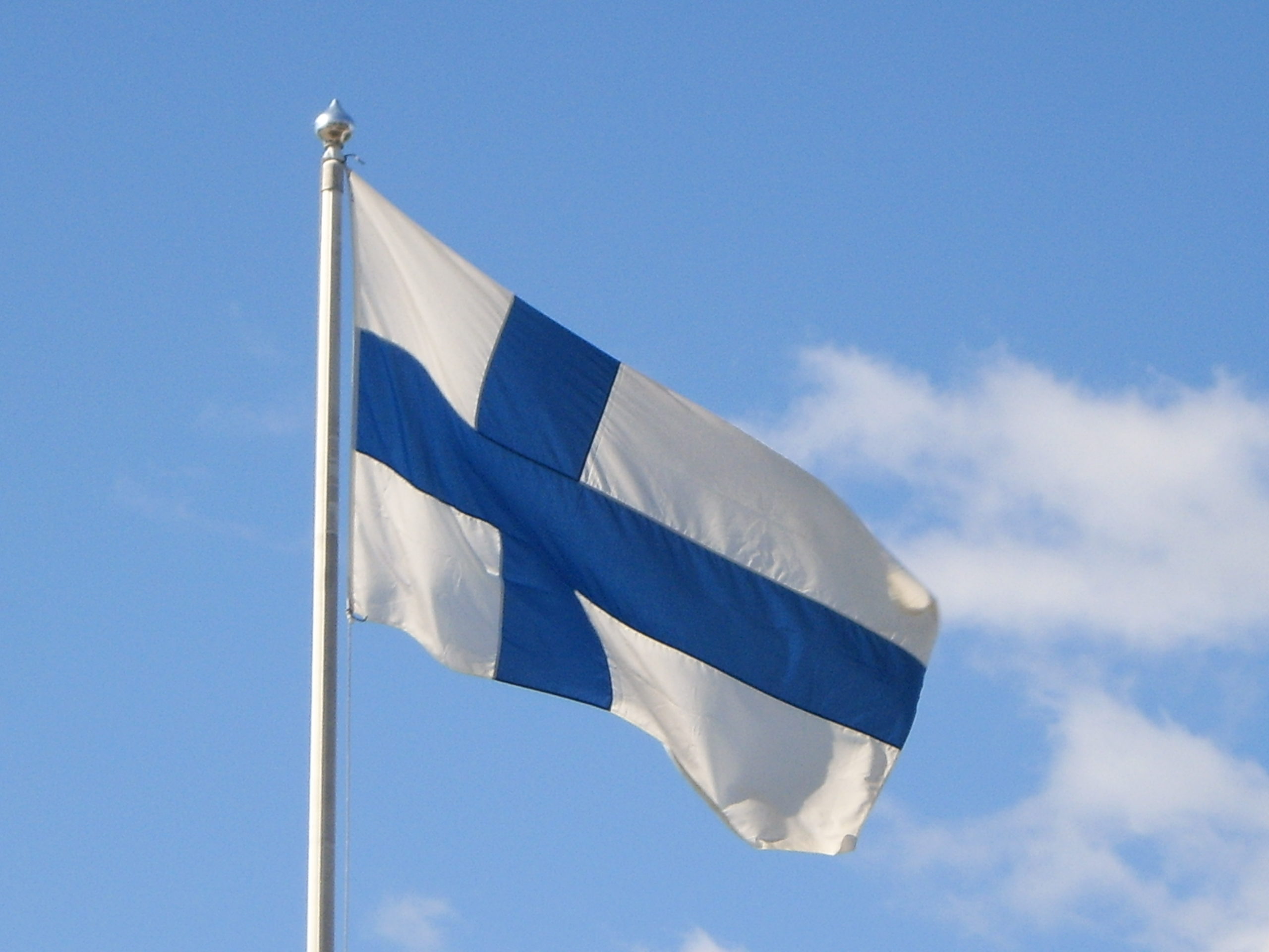 Finnish government renews border closer with Russia