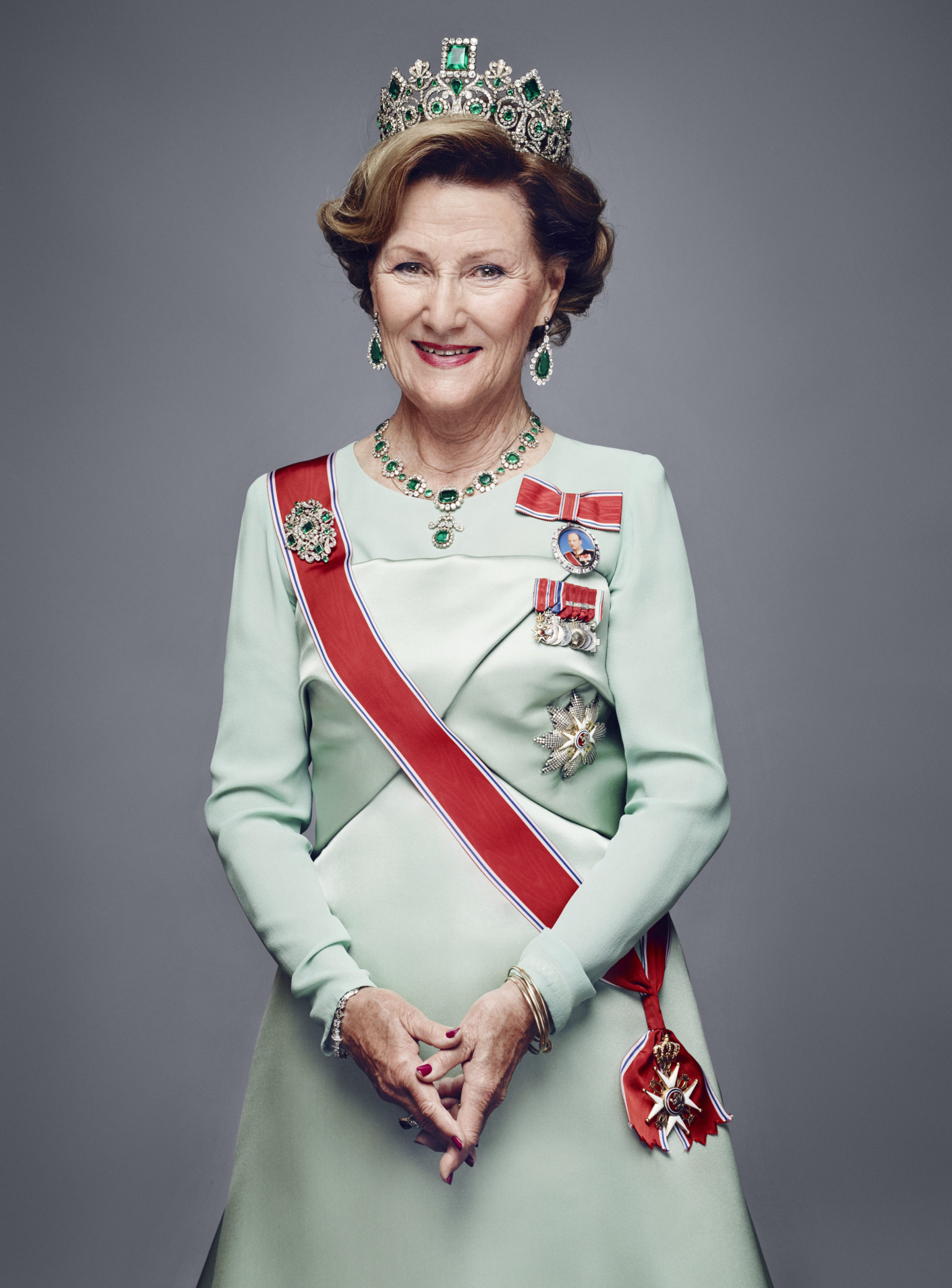 Queen Sonja of Norway discharged from hospital after breathing issues