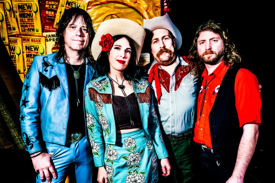 Amerikkalainen country & western -yhtye Jenny Don’t and The Spurs saapuu Suomeen