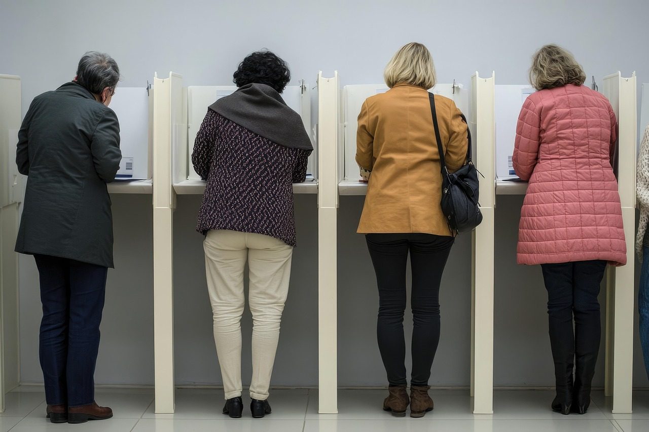 Lovfest velgerinitierte bindende folkeavstemninger!